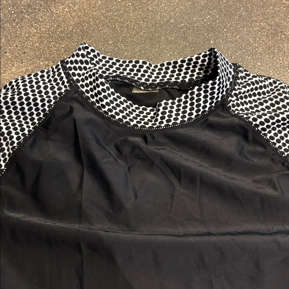 Old Navy Rash Guard - Picture 3 of 8